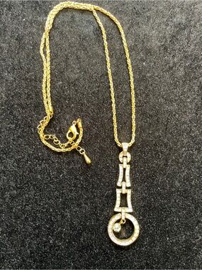 Camrose & Kross Vintage Crystal Pendant Necklace